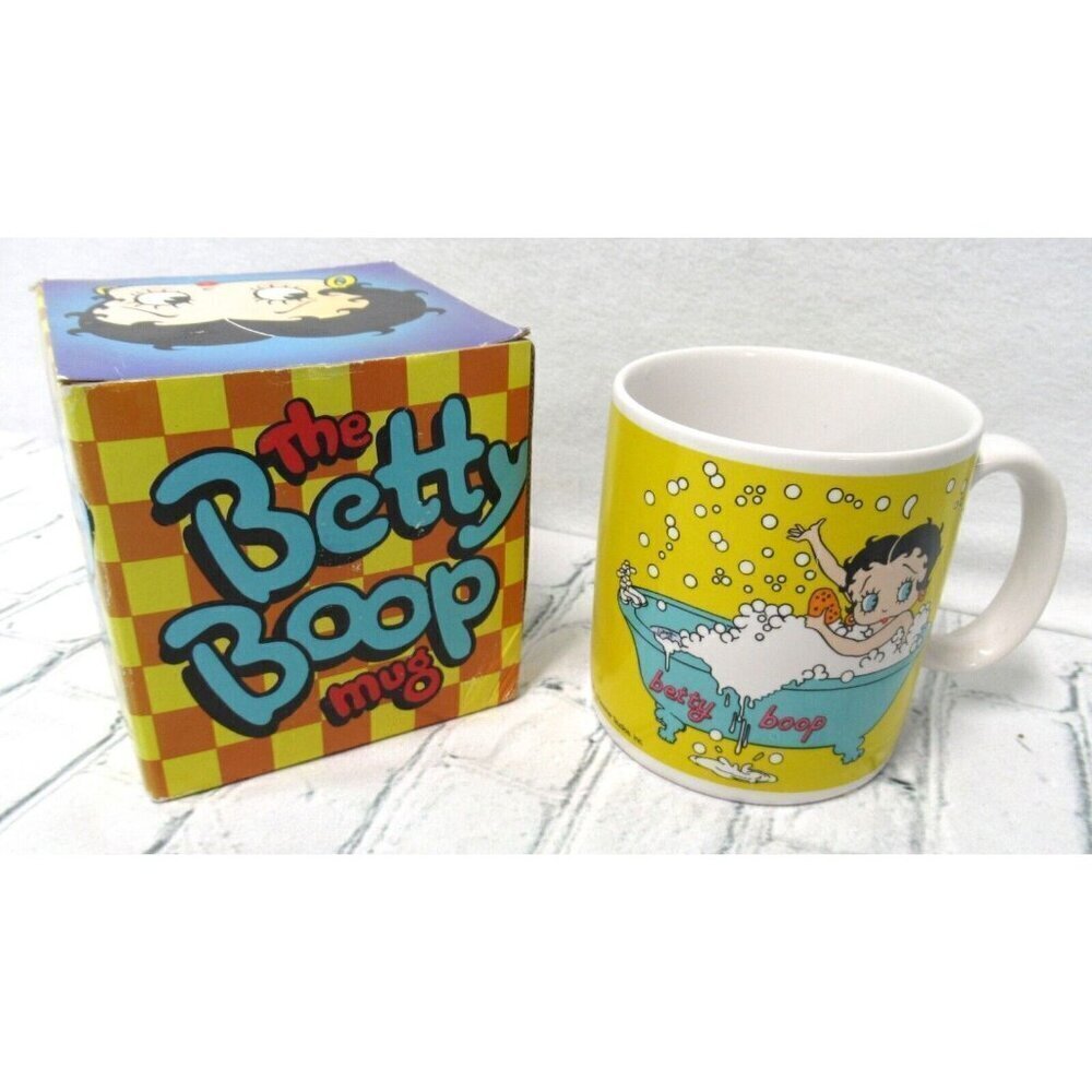 1990 Vandor Betty Boop Coffee Tea Mug "Betty in the bubble bath" New In Box